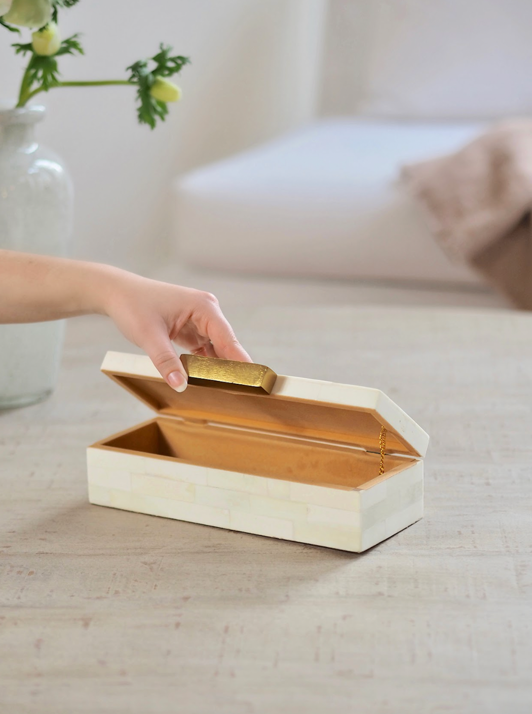 Bone Box w Handle