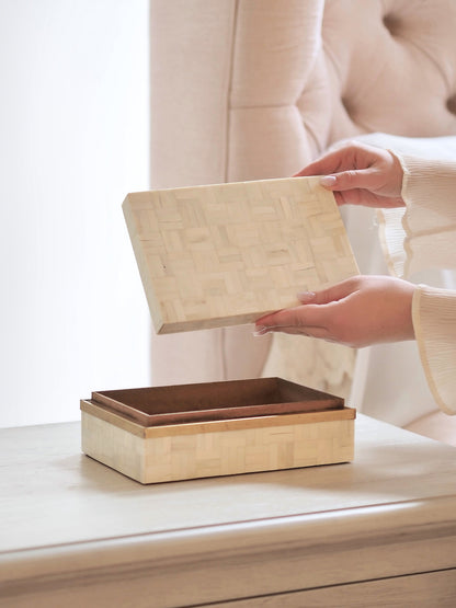 Sandry Bone Box