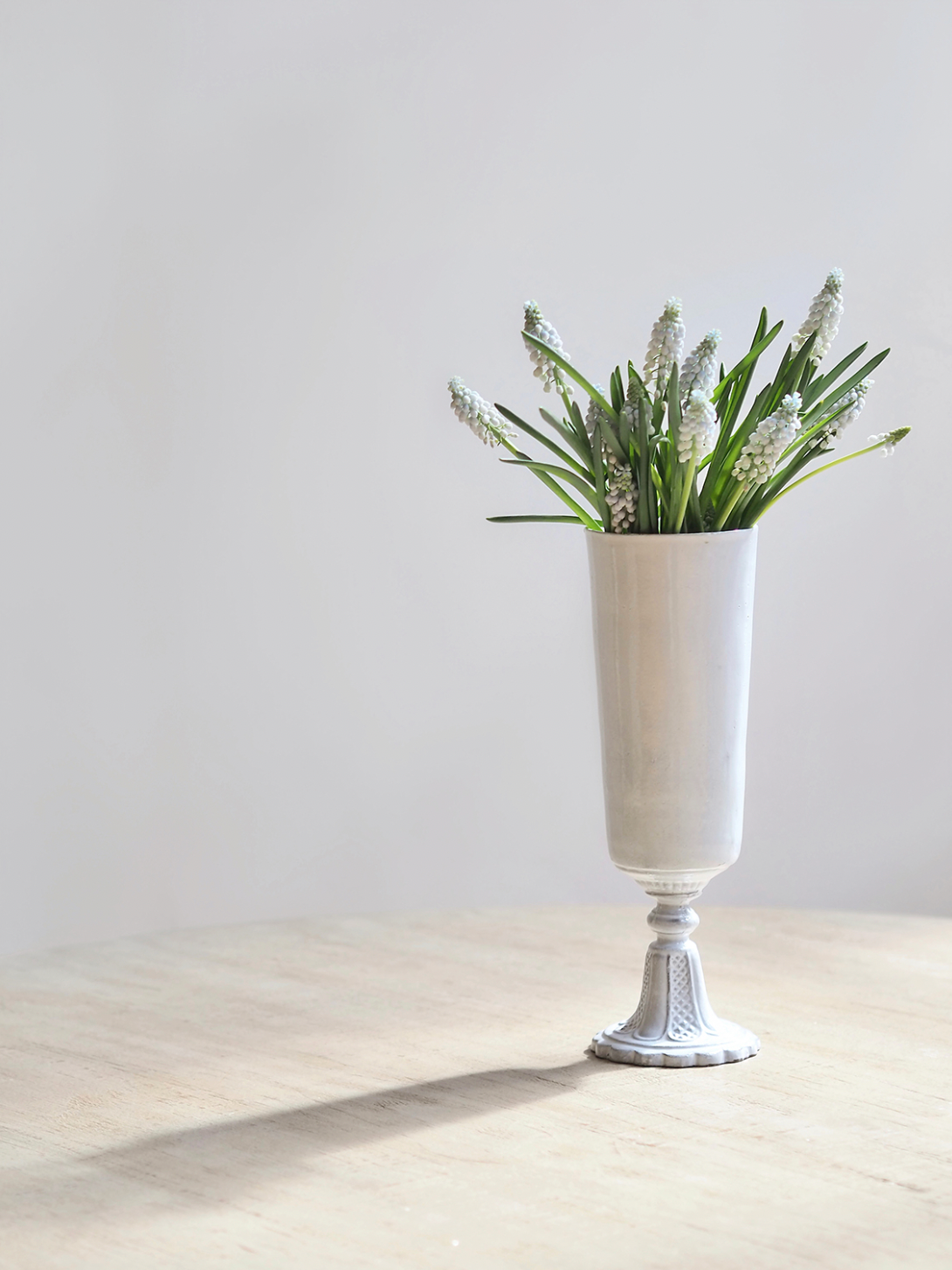 Dinia Vase