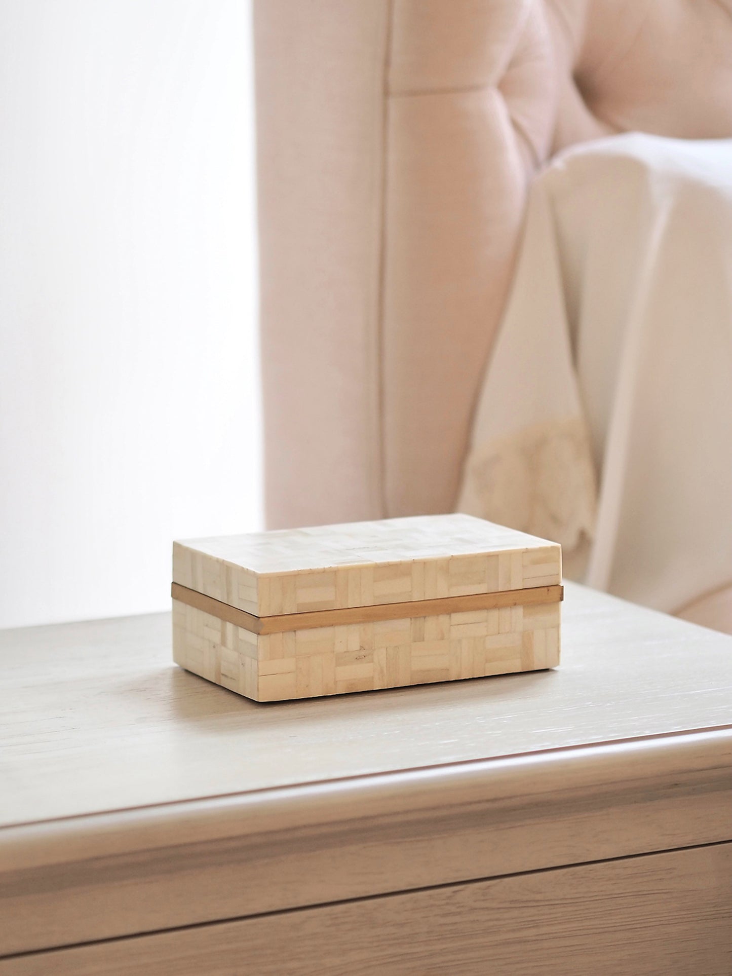 Sandry Bone Box
